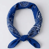 Bandana Arès RoyalBandana plié photo fond blanc